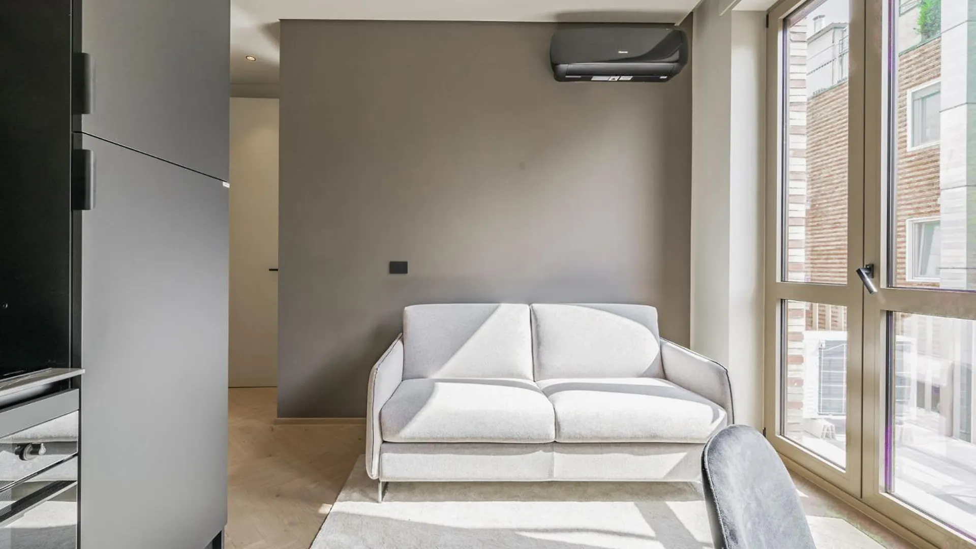 Apartment Luxury Suite Nel Cuore Di Milano Italy