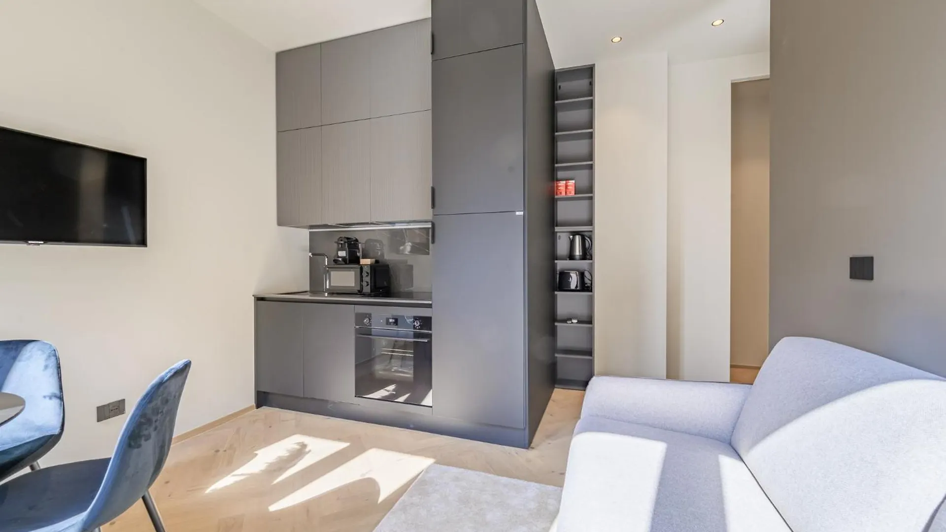 Apartment Luxury Suite Nel Cuore Di Milano Italy